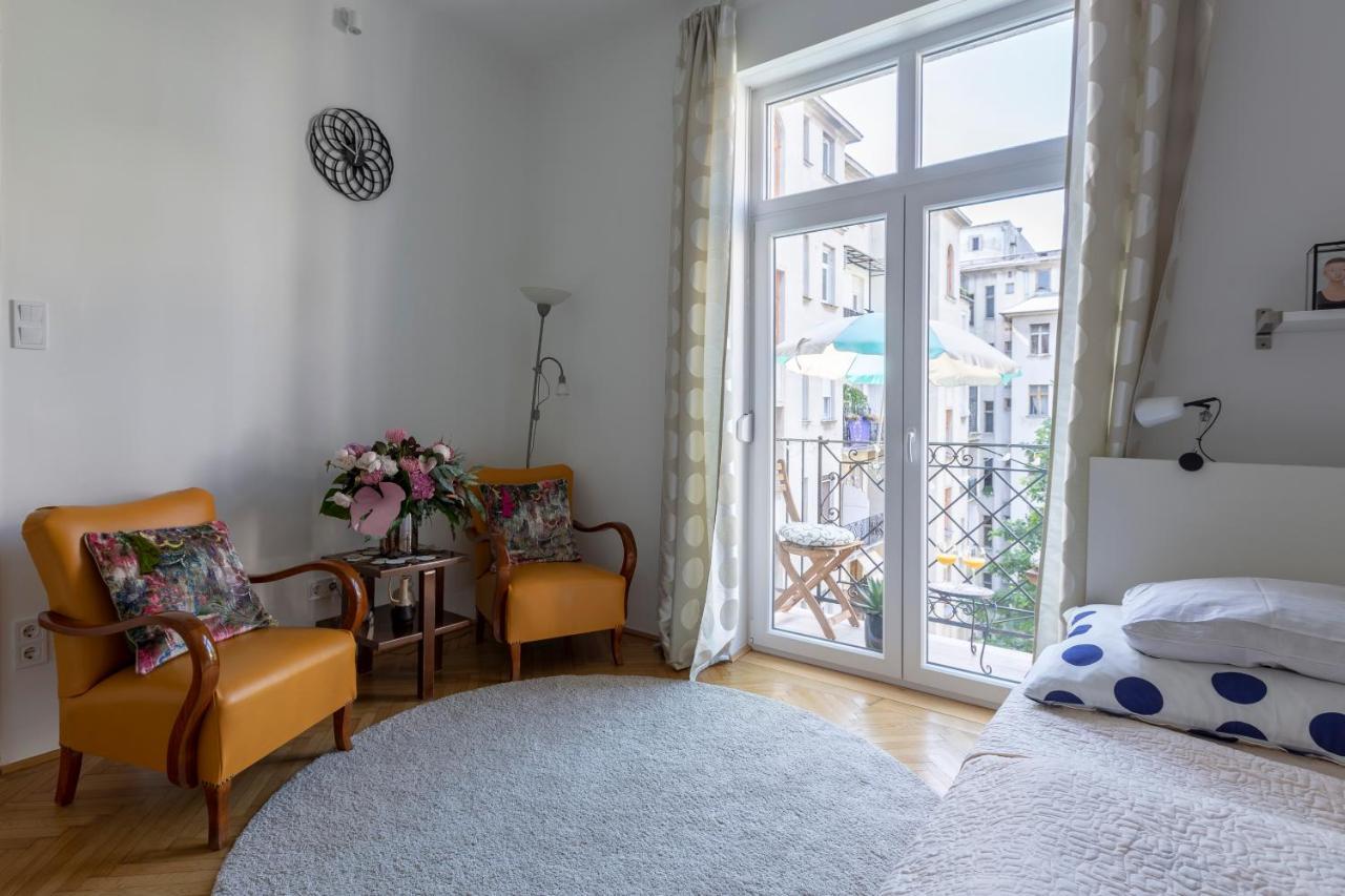 Gorgeous Flat Right Near The City Center Boedapest Buitenkant foto
